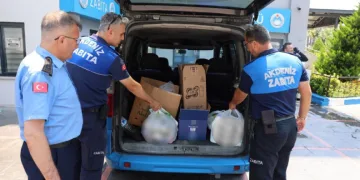 Mersin’de zincir markette 135 tarihi geçmiş ürün ele geçirildi