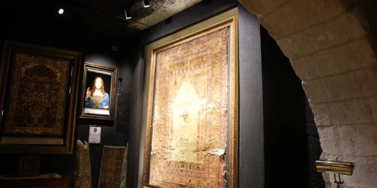 300 yıllık ipek halı Kapadokya’da sergileniyor