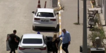 Gözaltına alınan yapımcı Mehmet Fatih Aksoy Adli Tıp Kurumu’nda kan ve saç örneği verdi