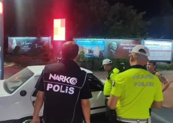 Manisa’da dev narko uygulaması: 15 bin 956 içimlik uyuşturucu ele geçirildi