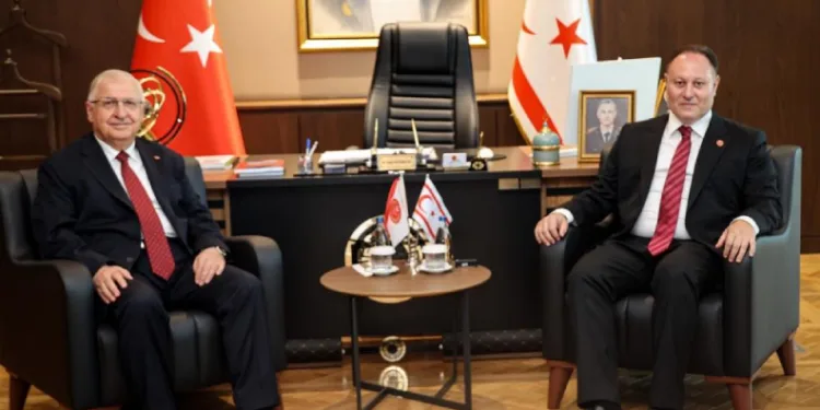 Bakan Güler, KKTC Meclis Başkanı Öztürkler ile görüştü