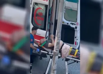 Esenyurt’ta yaşlı adama silahlı saldırı; o anlar kamerada