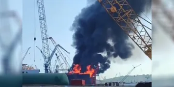 İzmir’de yakıt tankerinde korkutan yangın
