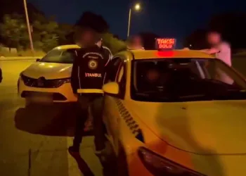 İstanbul’da şok evlerinde ve 2 takside 39 kaçak göçmen yakalandı