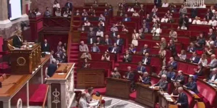 Fransa’da “yardımlı ölüm” yasası meclis oylamasından geçti