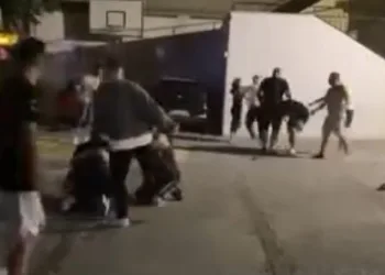 Kuşadası’nda otopark ücreti kavgası kamerada