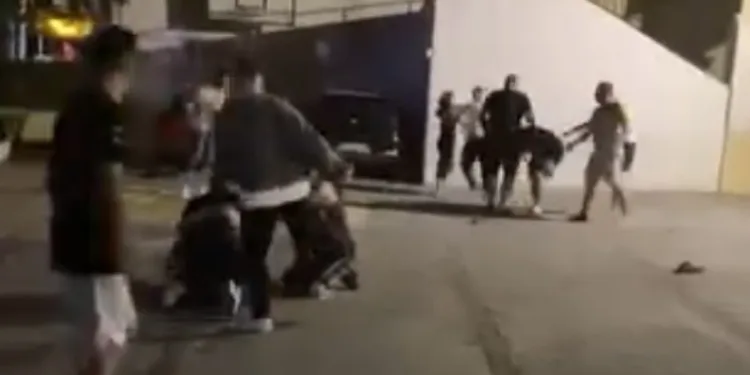 Kuşadası’nda otopark ücreti kavgası kamerada