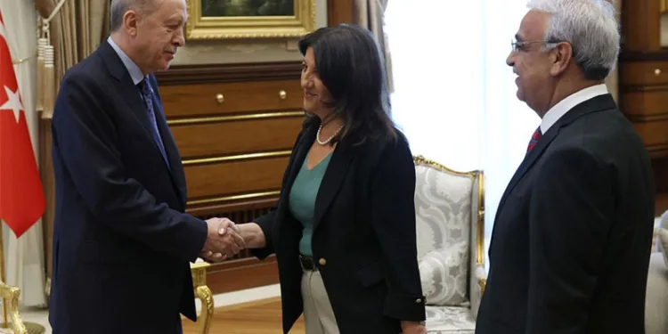 Erdoğan ile DEM Parti İmralı heyetinin görüşmesi sona erdi!