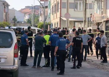 Bursa’da husumetli iki grup arasında kavga: 2 yaralı