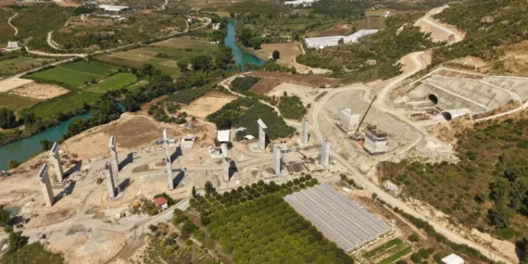 Bakan Uraloğlu müjdeyi verdi: 2,5 saatlik yol 36 dakikaya düşüyor