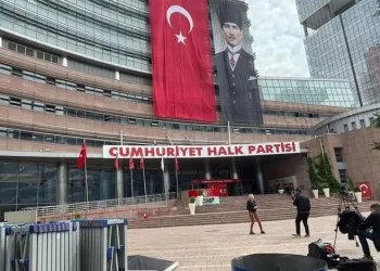 CHP’de 50 İsim İçin İhraç Talebi!