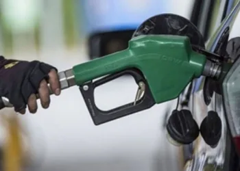 Motorine gece yarısı indirim geldi! İşte güncel akaryakıt fiyatları