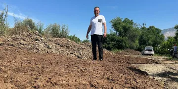 Sıfır kimyasal sıfır maliyet: Bedava hayvansal gübreyle üretim yapıyor