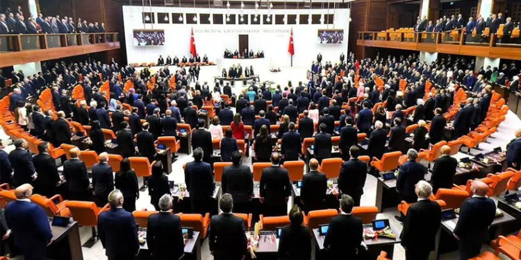 Suça sürüklenen çocuk düzenlemesinde ilk 2 madde kabul edildi