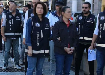 Kuşadası Belediyesi’ne 3. dalga operasyon! 15 kişi gözaltında