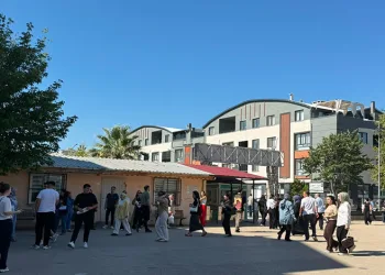 Bursa’da ev yangını: Oğlunun ölüm haberini alan babanın feryadı yürek dağladı