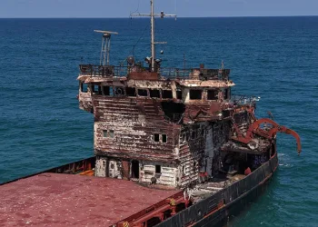 Kuşadası’nda telefon tartışması kanlı bitti