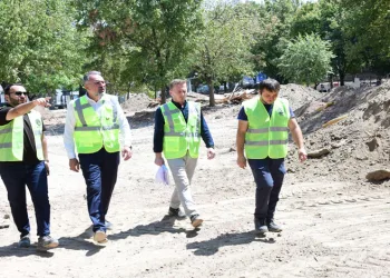 Başkan Erol, Aile Parkı’ndaki çalışmaları yerinde inceledi