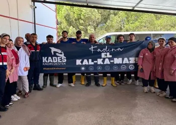 Jandarmadan vatandaşlara KADES bilgilendirmesi