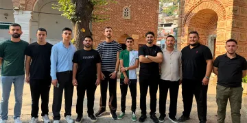 AK Parti Osmangazi Gençlik Kolları’ndan tarihi mirasa anlamlı vefa