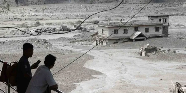 Nepal’de sel felaketi: Can kaybı 270’e, kayıp sayısı 826’ya yükseldi