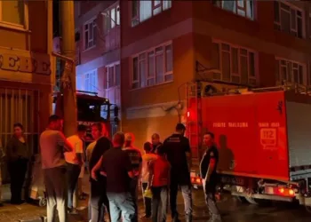 Bursa’da ev yangını: Oğlunun ölüm haberini alan babanın feryadı yürek dağladı