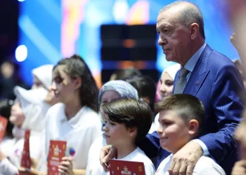 TÜGVA Bursa’dan Cumhurbaşkanı Erdoğan’ın katıldığı yaz okulu buluşmasına rekor katılım