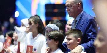 TÜGVA Bursa’dan Cumhurbaşkanı Erdoğan’ın katıldığı yaz okulu buluşmasına rekor katılım