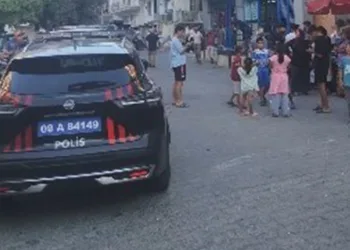 Kuşadası’nda telefon tartışması kanlı bitti