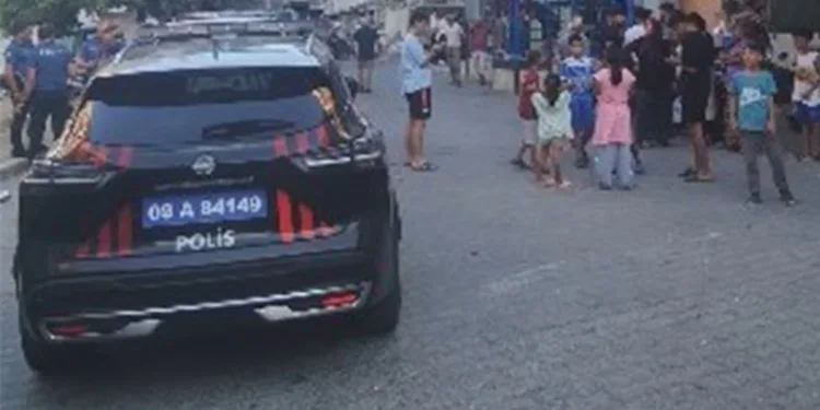Kuşadası’nda telefon tartışması kanlı bitti