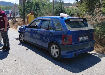 Bolu’da otomobille çarpışan motosikletin sürücüsü yaralandı