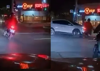 Kırmızı ışıkta geçen otomobil motosiklete çarptı