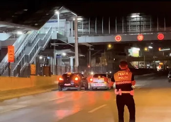 Bursa’da ev yangını: Oğlunun ölüm haberini alan babanın feryadı yürek dağladı