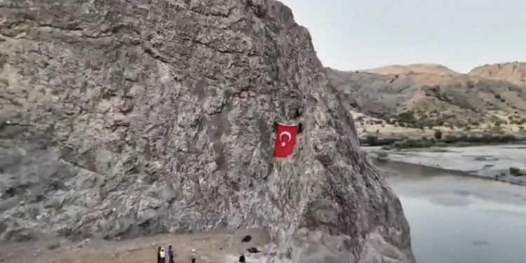 Ordu’da SUV araç devrildi, sürücü yara almadan kurtuldu