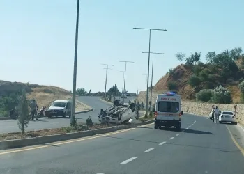 Muhtarın erken müdahalesi yangının büyümesini önledi