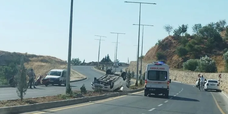 Muhtarın erken müdahalesi yangının büyümesini önledi