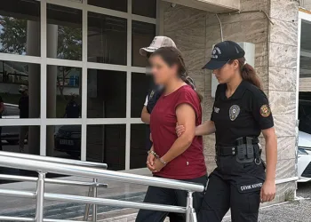 FETÖ’cü Burkay Karatepe’nin ablası adliyeye sevk edildi