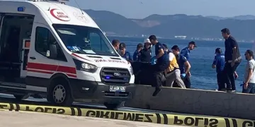 Kocaeli’de denizde ölü bulunan 3 kardeş toprağa verildi