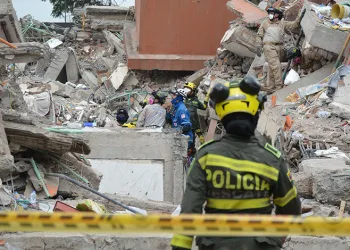 Kolombiya’yı vuran 7.4’lük depremde can kaybı 321’e yükseldi