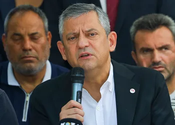 Özgür Özel: Terör örgütünün elinde tek bir silah dahi kalmamalı