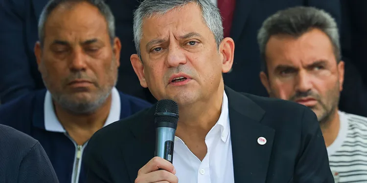 Özgür Özel: Terör örgütünün elinde tek bir silah dahi kalmamalı