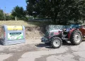 Gelin ile damat sahneye vinçle indi