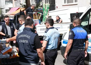 Osmangazi Belediyesi kaldırım işgallerine fırsat vermiyor