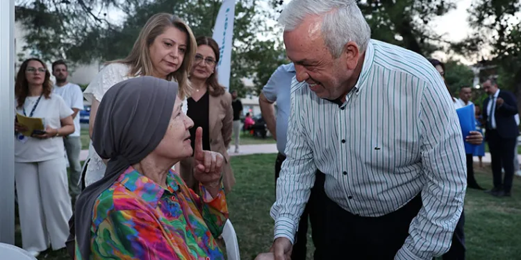 Şadi Özdemir, Esentepeliler’i dinledi