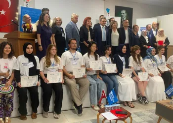 Cumalıkızık’ta UNESCO Dünya Mirası Gönüllüleri programı tamamlandı