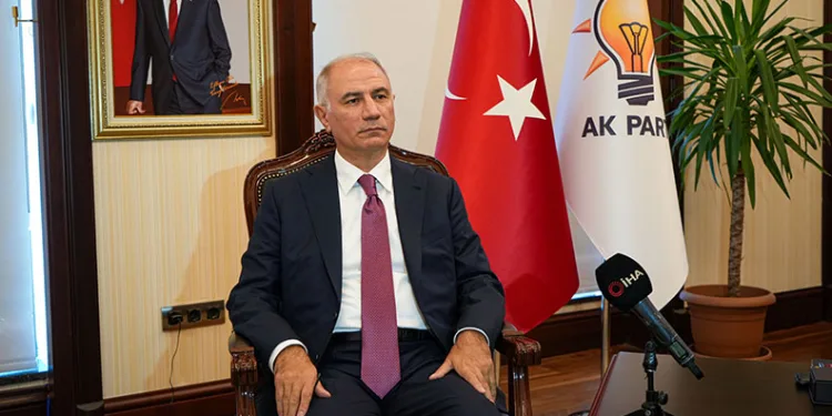“Türkiye’yi prangalarından kurtaracağız”