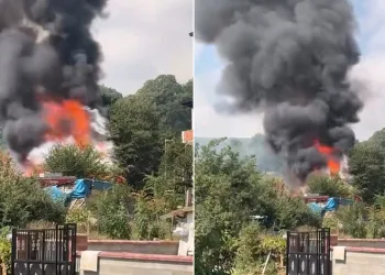 Barakaya sıçrayan yangın itfaiye ekiplerini harekete geçirdi