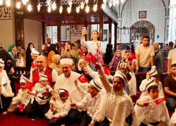 Bursa’da 530 yıllık sünnet geleneği yaşatıldı