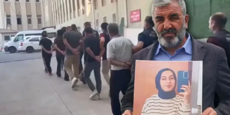 Çocuklarını kaybeden aileleri tehdit ediyorlardı, yakalandılar