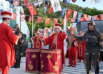 Fetih coşkusu Keles’e taşındı
